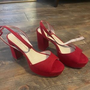 Chinese laundry red platform pumps